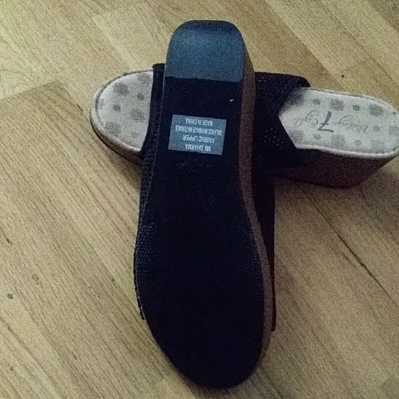 Slide in shoes - Picture 3 of 3